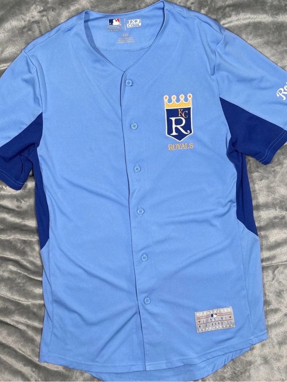 MLB Kansas City Royals Light Blue and Navy Button-Front Jersey. Size Large